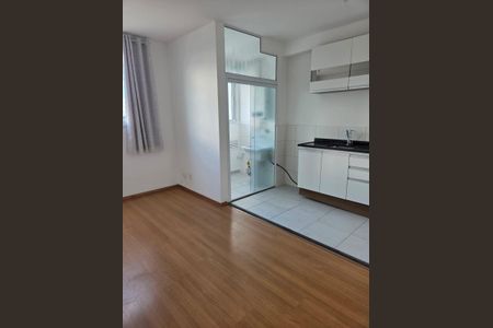 Sala de apartamento para alugar com 2 quartos, 44m² em Parque Maria Helena, São Paulo