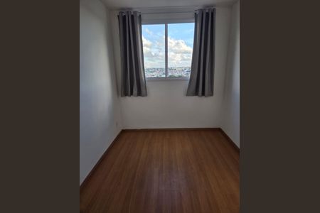 Quarto de apartamento para alugar com 2 quartos, 44m² em Parque Maria Helena, São Paulo