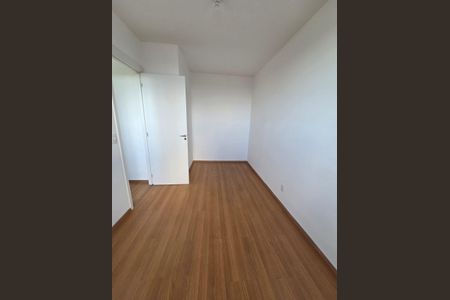 Quarto de apartamento para alugar com 2 quartos, 44m² em Parque Maria Helena, São Paulo
