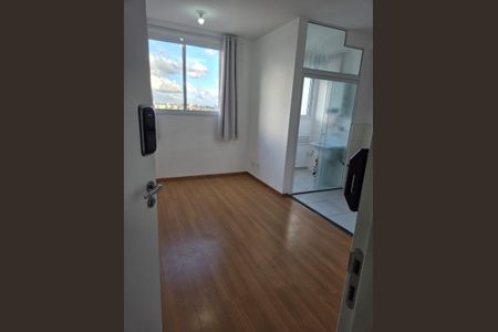 Sala de apartamento para alugar com 2 quartos, 44m² em Parque Maria Helena, São Paulo