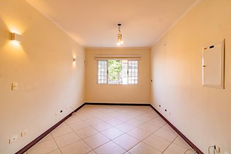 Casa à venda com 3 quartos, 240m² em Jabaquara, São Paulo