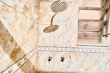 Apartamento à venda com 64m², 2 quartos e 1 vagaBanheiro 