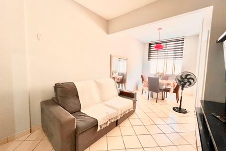 Sala  de apartamento à venda com 2 quartos, 64m² em Copacabana, Rio de Janeiro