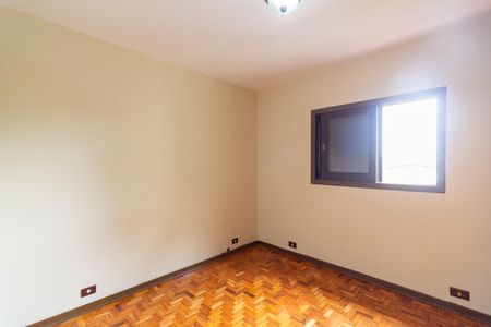 Quarto 1 de casa para alugar com 3 quartos, 150m² em Vila Marari, São Paulo