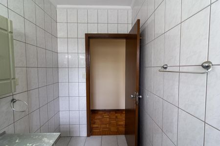 Casa para alugar com 150m², 3 quartos e 3 vagasBanheiro Social
