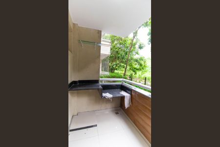 Apartamento à venda com 3 quartos, 72m² em Maria Paula, Niterói