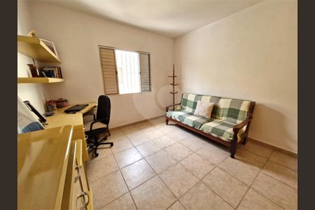 Casa à venda com 3 quartos, 253m² em Jardim Caravelas, São Paulo