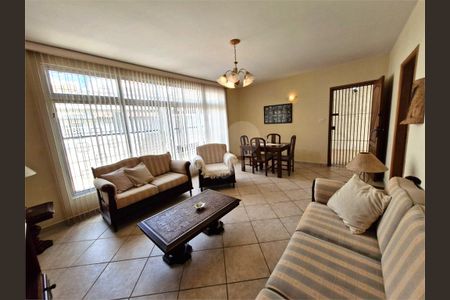 Casa à venda com 3 quartos, 253m² em Jardim Caravelas, São Paulo