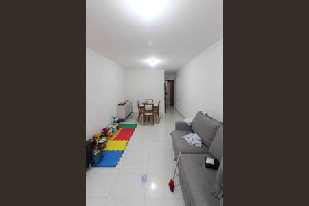 Casa à venda com 90m², 3 quartos e 2 vagasSala