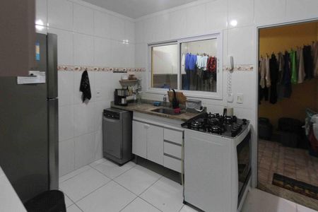 Casa à venda com 90m², 3 quartos e 2 vagasCozinha