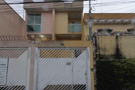 Casa à venda com 90m², 3 quartos e 2 vagasFachada