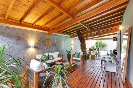 Casa à venda com 4 quartos, 200m² em Jardim dos Estados, São Paulo