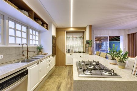 Casa à venda com 4 quartos, 200m² em Jardim dos Estados, São Paulo