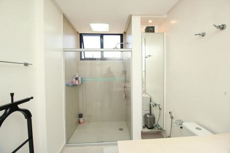 Apartamento para alugar com 266m², 4 quartos e 3 vagas Apartamento para alugar com 266m², 4 quartos e 3 vagasBanheiro da Suíte Master