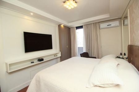 Apartamento para alugar com 266m², 4 quartos e 3 vagas Apartamento para alugar com 266m², 4 quartos e 3 vagasSuíte master