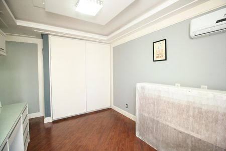 Apartamento para alugar com 266m², 4 quartos e 3 vagas Apartamento para alugar com 266m², 4 quartos e 3 vagasSuíte