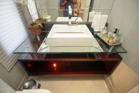 Apartamento para alugar com 266m², 4 quartos e 3 vagas Apartamento para alugar com 266m², 4 quartos e 3 vagasLavabo