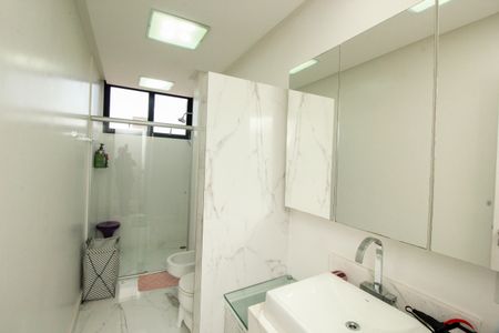 Apartamento para alugar com 266m², 4 quartos e 3 vagas Apartamento para alugar com 266m², 4 quartos e 3 vagasBanheiro da Suíte