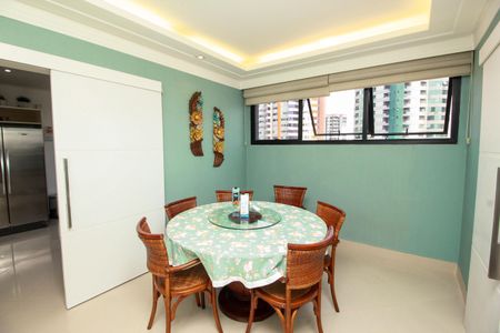 Apartamento para alugar com 266m², 4 quartos e 3 vagas Apartamento para alugar com 266m², 4 quartos e 3 vagasSala de Almoço