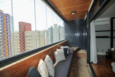 Apartamento para alugar com 266m², 4 quartos e 3 vagas Apartamento para alugar com 266m², 4 quartos e 3 vagasVaranda da Sala
