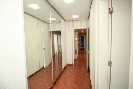 Apartamento para alugar com 266m², 4 quartos e 3 vagas Apartamento para alugar com 266m², 4 quartos e 3 vagasSuíte master