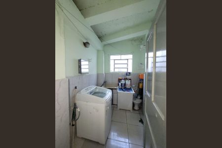 Área de serviço de casa à venda com 5 quartos, 390m² em Vila Osasco, Osasco