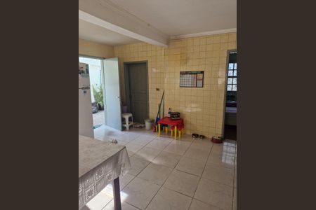 Casa à venda com 390m², 5 quartos e 2 vagasCozinha