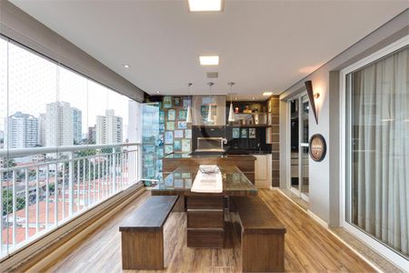 Apartamento à venda com 2 quartos, 147m² em Vila Alexandria, São Paulo