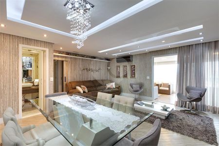 Apartamento à venda com 2 quartos, 147m² em Vila Alexandria, São Paulo