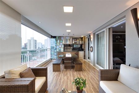 Apartamento à venda com 2 quartos, 147m² em Vila Alexandria, São Paulo