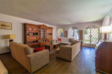 Casa de Condomínio à venda com 4 quartos, 255m² em Jardim dos Estados, São Paulo