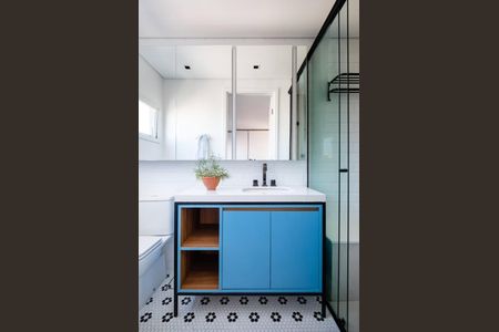 Banheiro de apartamento para alugar com 1 quarto, 100m² em Vila Madalena, São Paulo