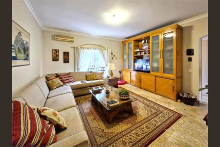 Casa à venda com 4 quartos, 750m² em Santo Amaro, São Paulo