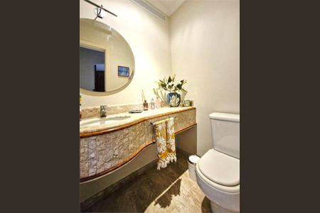 Casa à venda com 4 quartos, 750m² em Santo Amaro, São Paulo