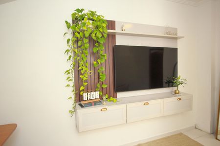 Apartamento à venda com 90m², 2 quartos e 1 vaga Apartamento à venda com 90m², 2 quartos e 1 vagaSala