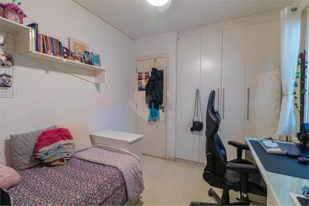 Casa à venda com 265m², 4 quartos e 3 vagas