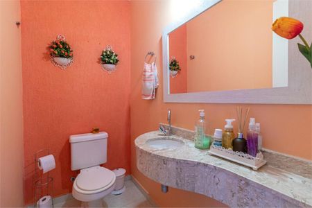 Casa à venda com 265m², 4 quartos e 3 vagas