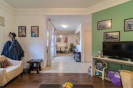 Casa à venda com 265m², 4 quartos e 3 vagas