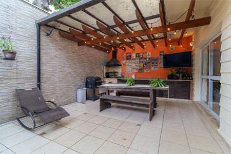 Casa à venda com 265m², 4 quartos e 3 vagas