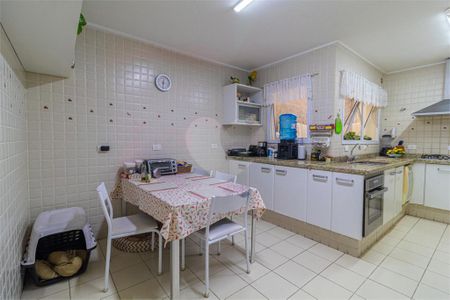 Casa à venda com 265m², 4 quartos e 3 vagas