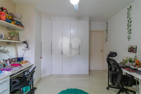 Casa à venda com 265m², 4 quartos e 3 vagas