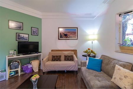 Casa à venda com 265m², 4 quartos e 3 vagas