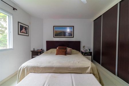 Casa à venda com 265m², 4 quartos e 3 vagas