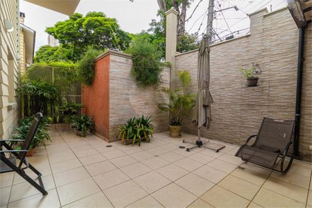 Casa à venda com 265m², 4 quartos e 3 vagas