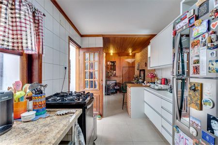 Casa de condomínio à venda com 111m², 3 quartos e 1 vaga