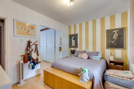 Casa de condomínio à venda com 111m², 3 quartos e 1 vaga