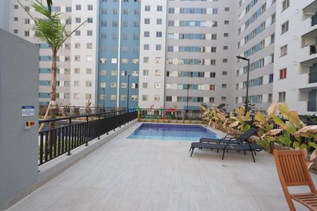 Apartamento para alugar com 38m², 2 quartos e sem vagaÁrea comum - Piscina