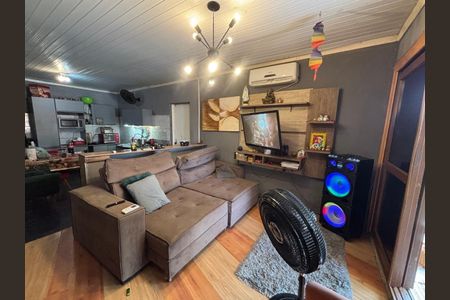 Casa à venda com 200m², 4 quartos e 2 vagasSala