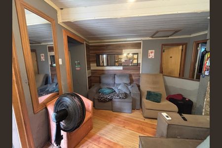 Casa à venda com 200m², 4 quartos e 2 vagasSala