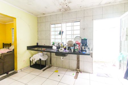 Casa à venda com 50m², 2 quartos e 1 vaga Cozinha 2